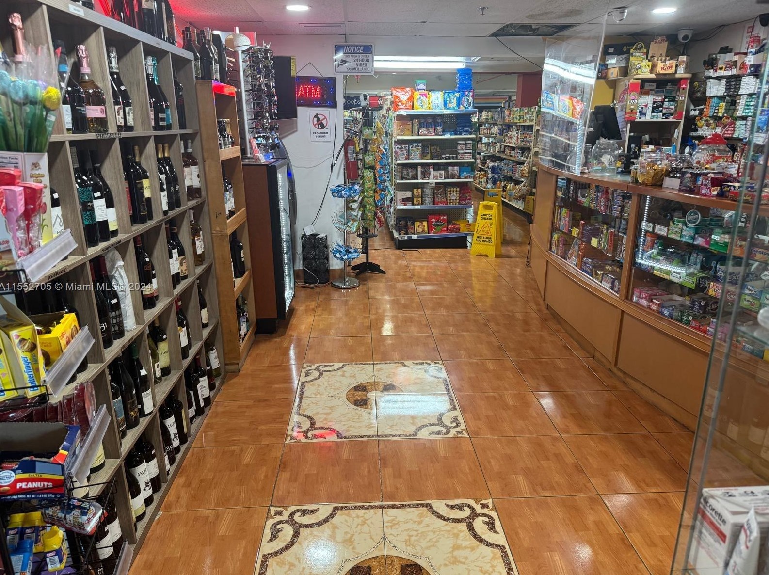 7501 Treasure Dr, Miami FL 33141-4310 exterior