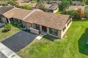 9500 Heather Ln, Hollywood, FL 33025-2635