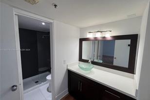 20355 NE 34th Ct - Photo 4