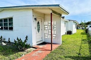 216 SW 1st St - Photo 4