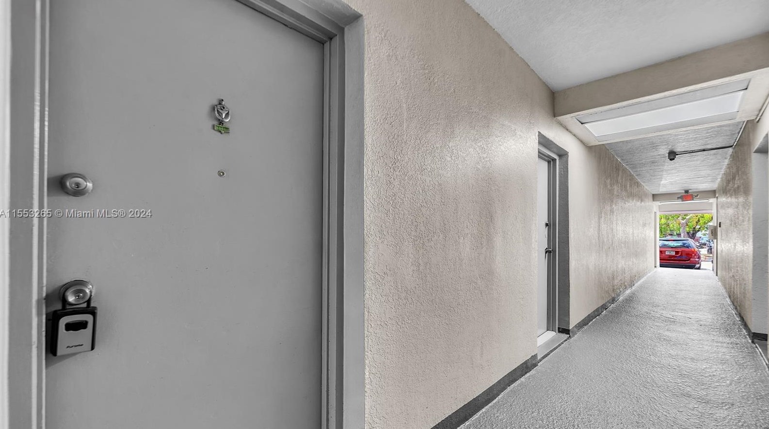 1825 W 56th St #111, Hialeah, FL 33012