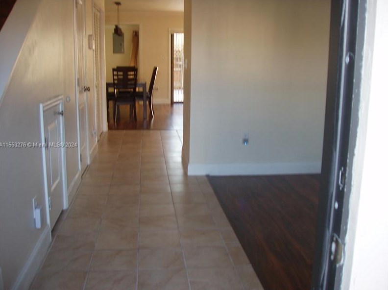 13510 20th Ct, Miami, FL 33181-1806