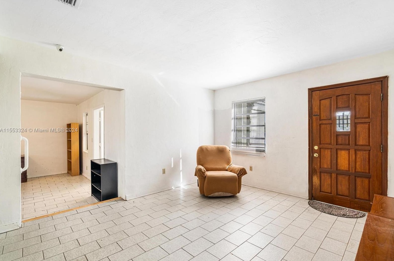 5330 97th Ave, Miami, FL 33165-7232