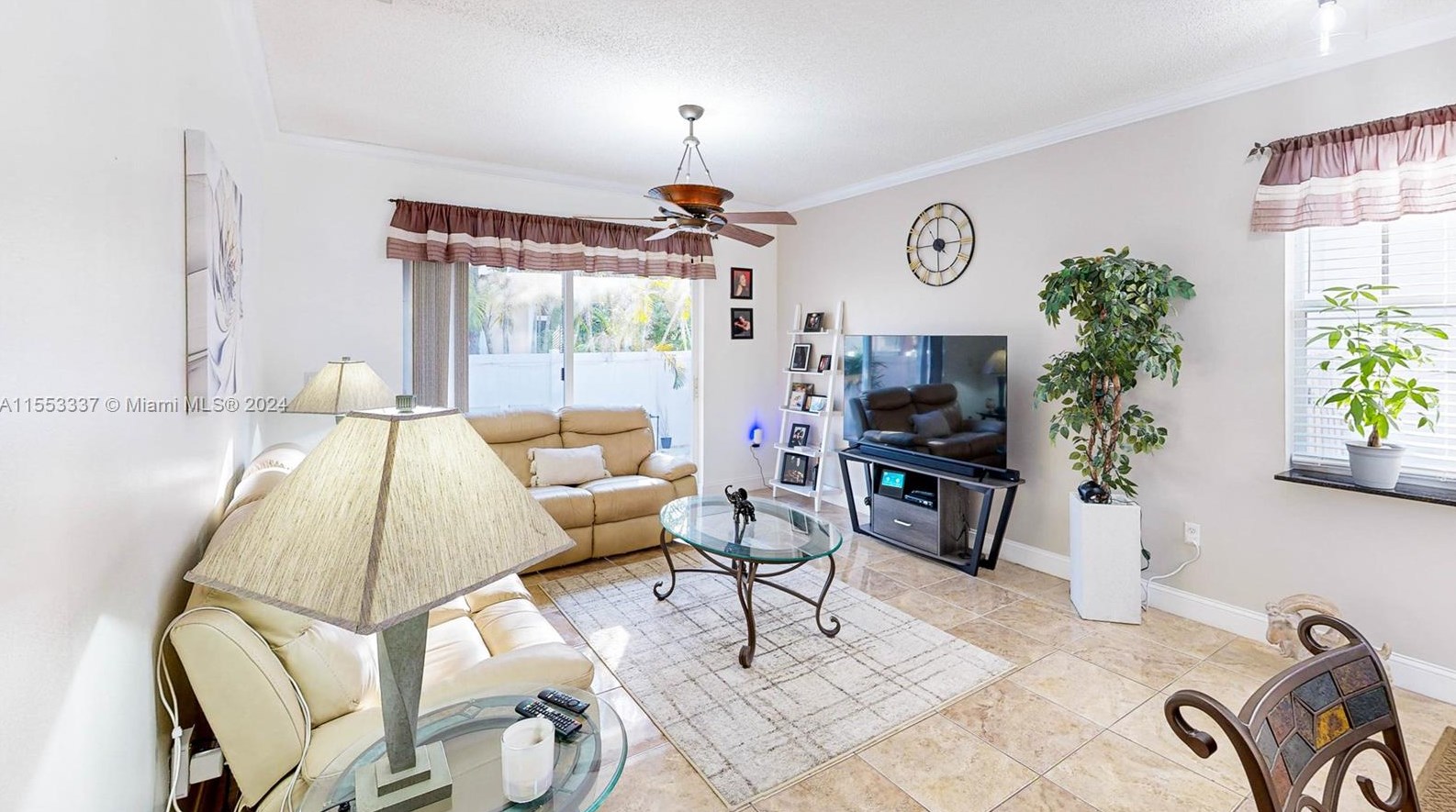 2274 42nd Cir, Homestead, FL 33033-6611