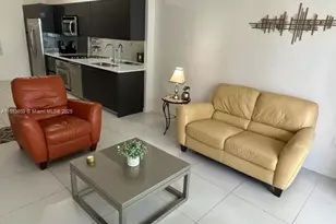 31 SE 6th St, Miami, FL 33131 - Photo 6