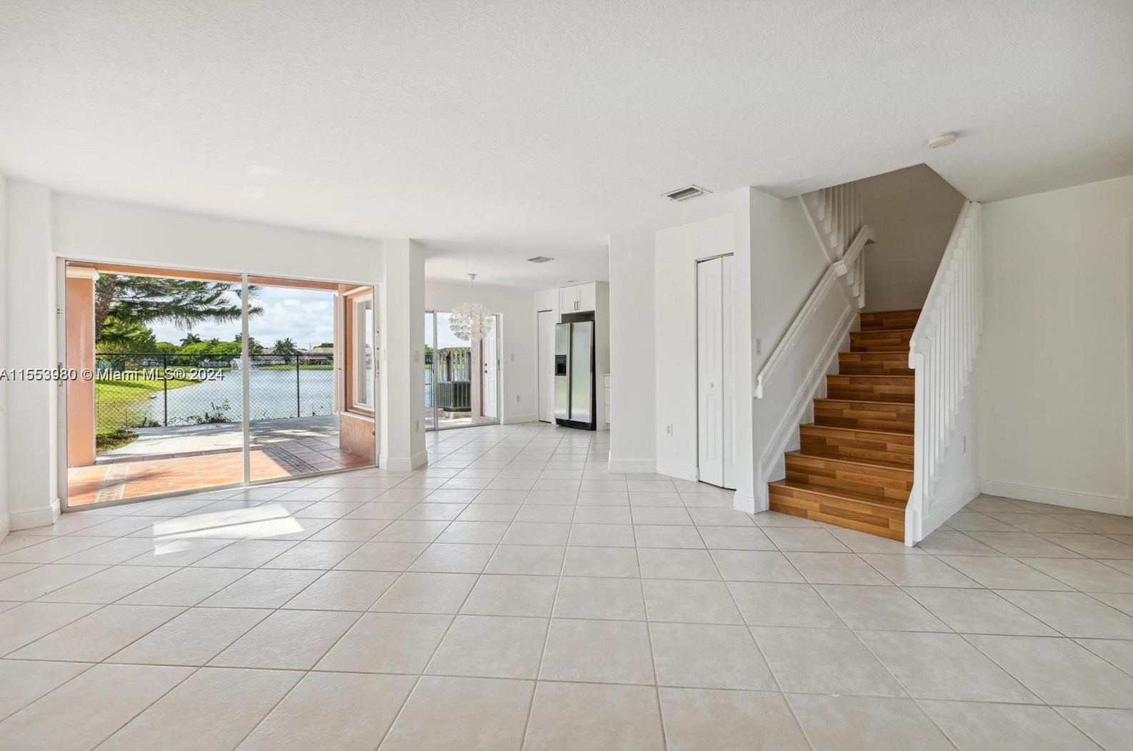16502 Sw 68th, Miami, FL 33193