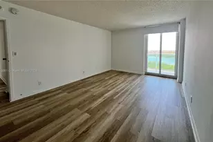 100 Bayview Dr, Sunny Isles Beach, FL 33160 - Photo 22