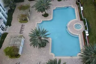 1755 E Hallandale Beach Blvd, Hallandale Beach, FL 33009 - Photo 16