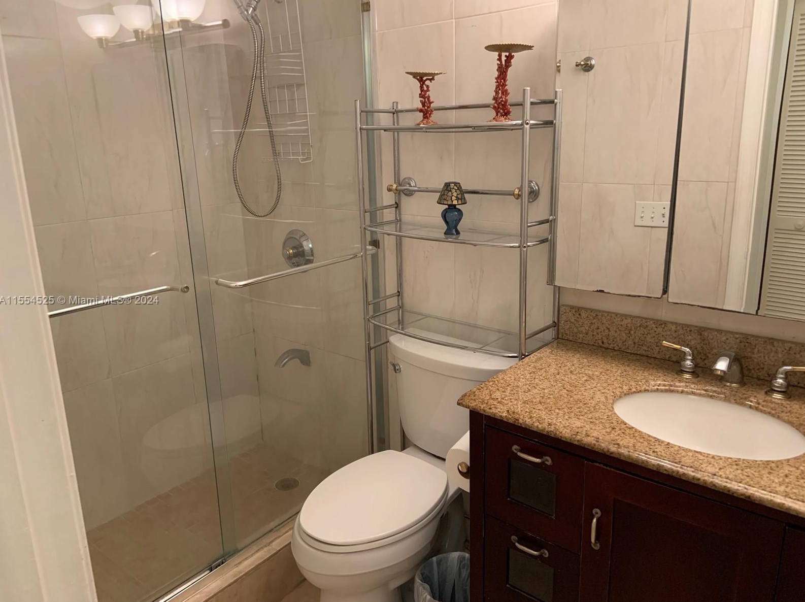 5655 139th Pl, Miami FL  33183-1157 exterior