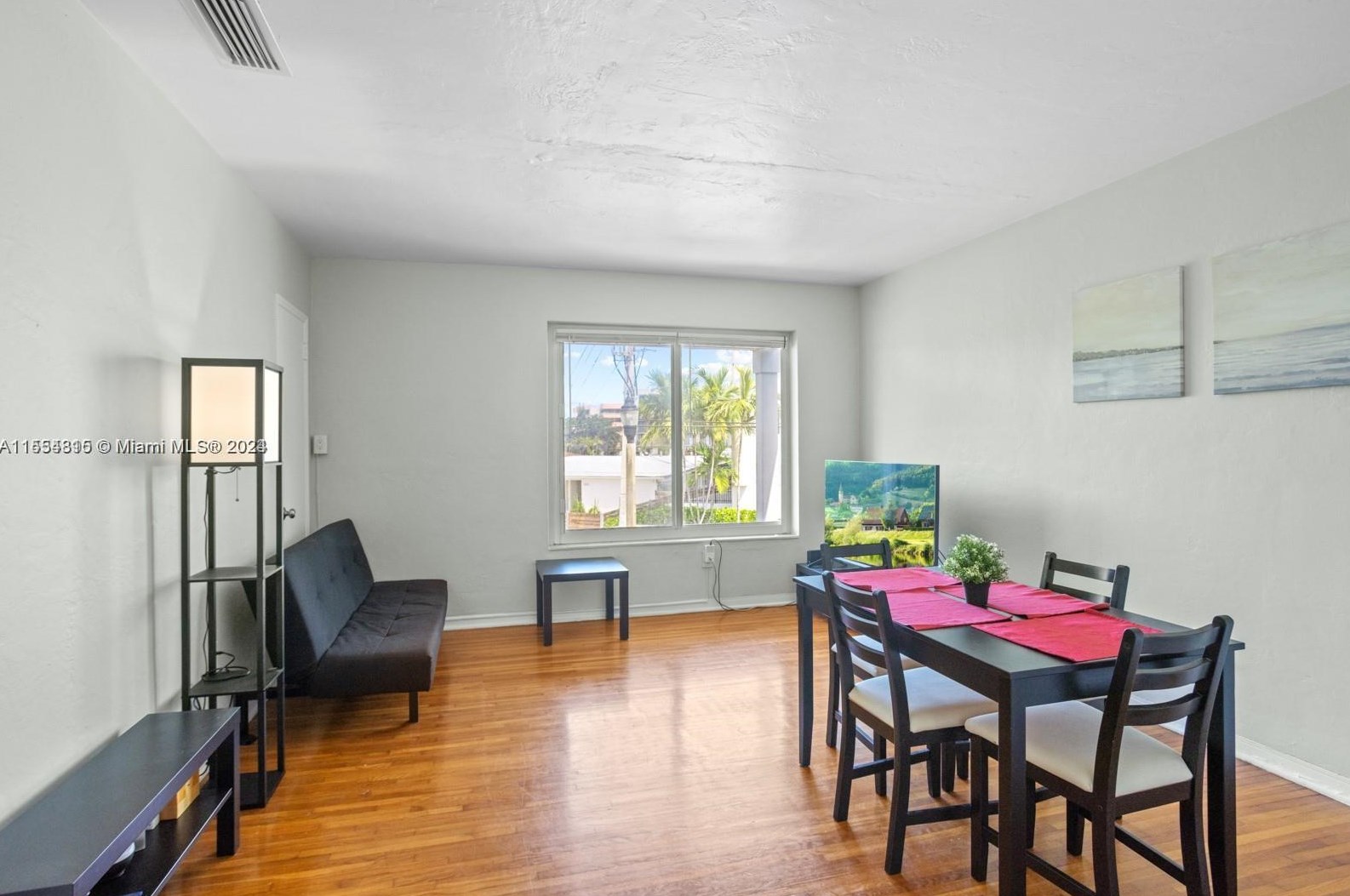 8110 Crespi Blvd #3, Miami, FL 33141