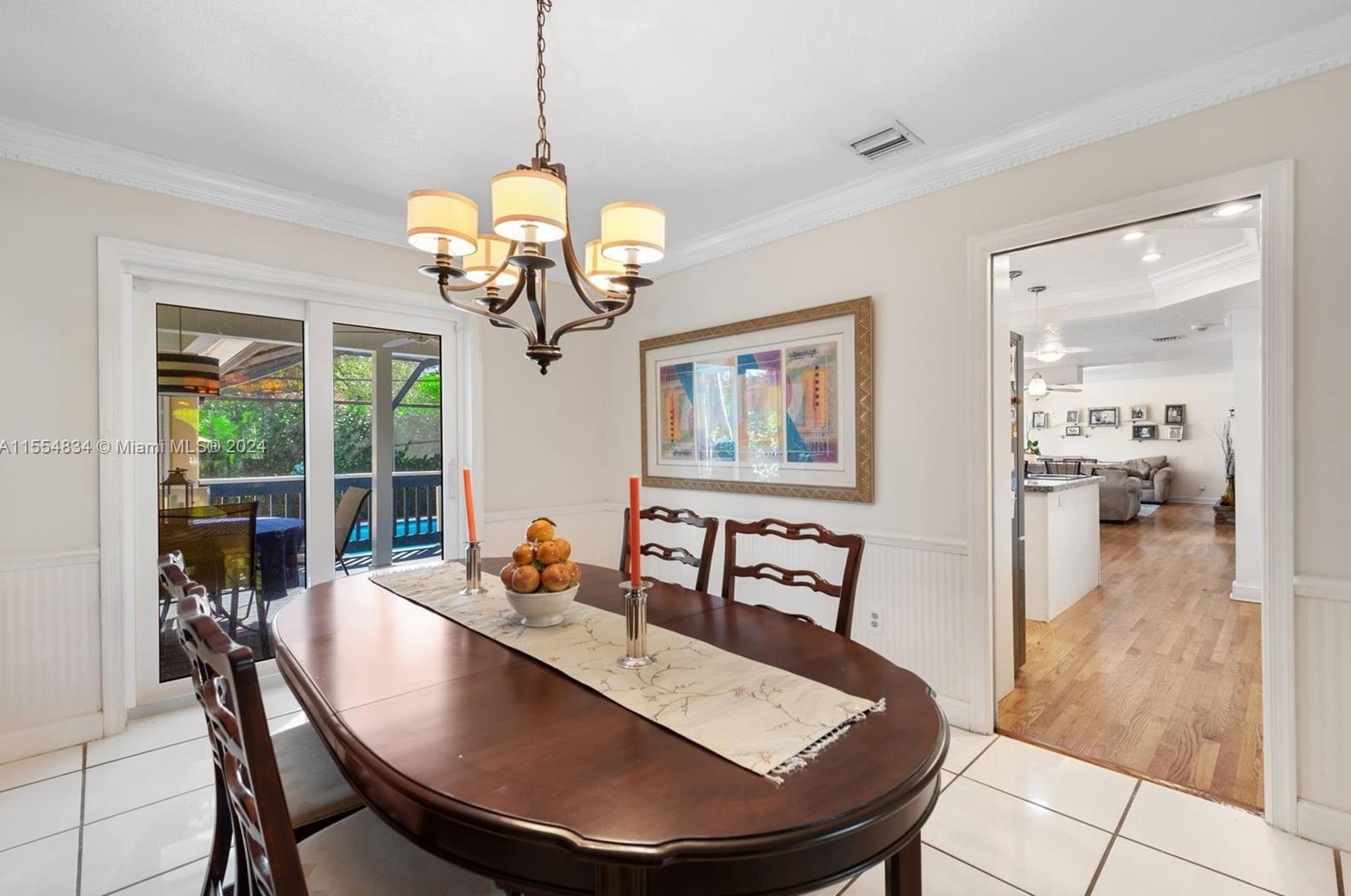 1238 98 St, Miami FL 33138-2562 exterior