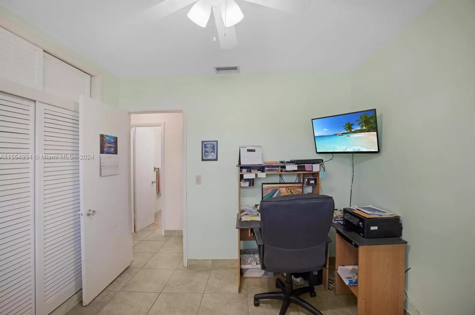 430 76th Ave, Hollywood FL 33024-1576 exterior