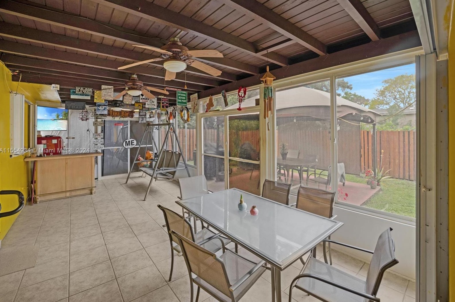 430 76th Ave, Hollywood FL 33024-1576 exterior