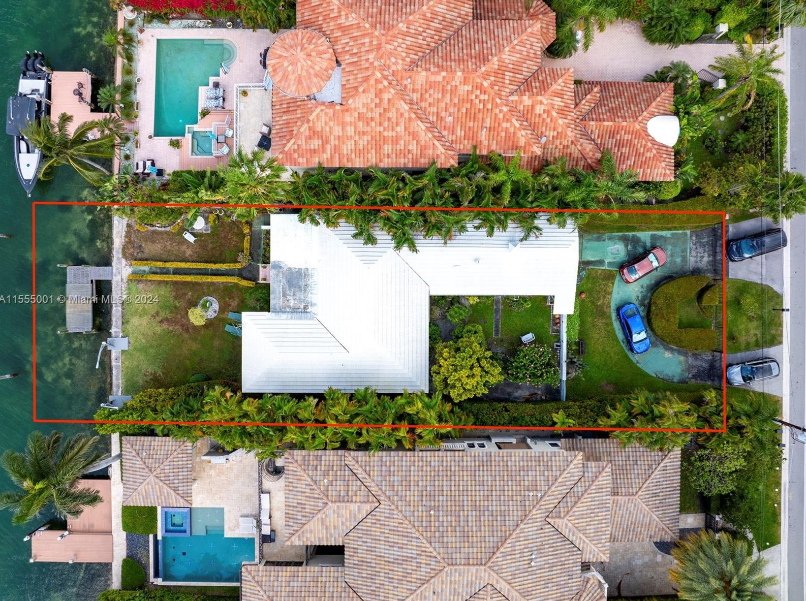 290 Hibiscus Dr, Miami FL 33181-2351 exterior