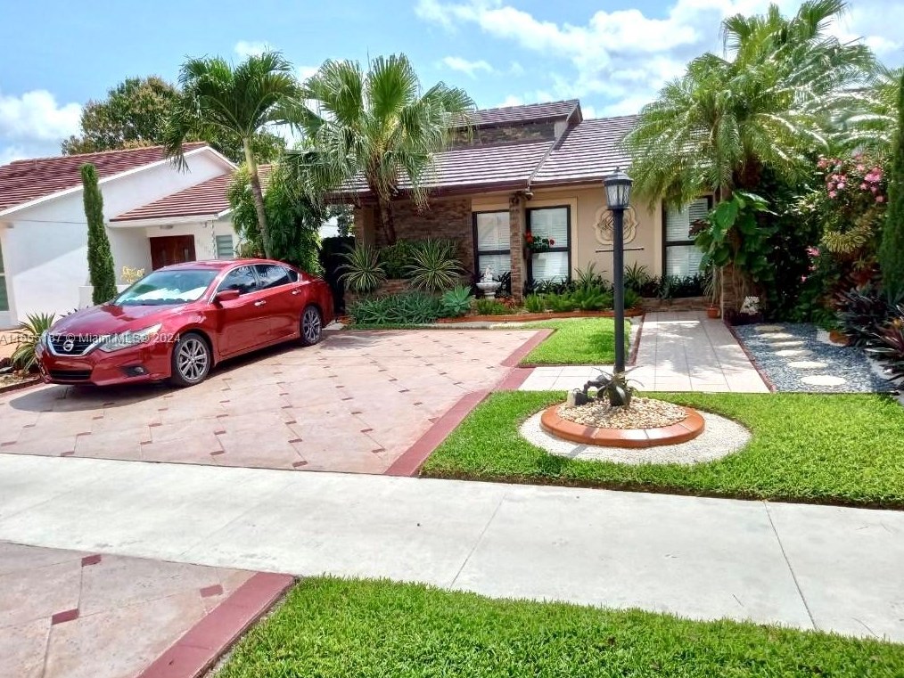 9030 8th Ter, Miami, FL 33174-3171