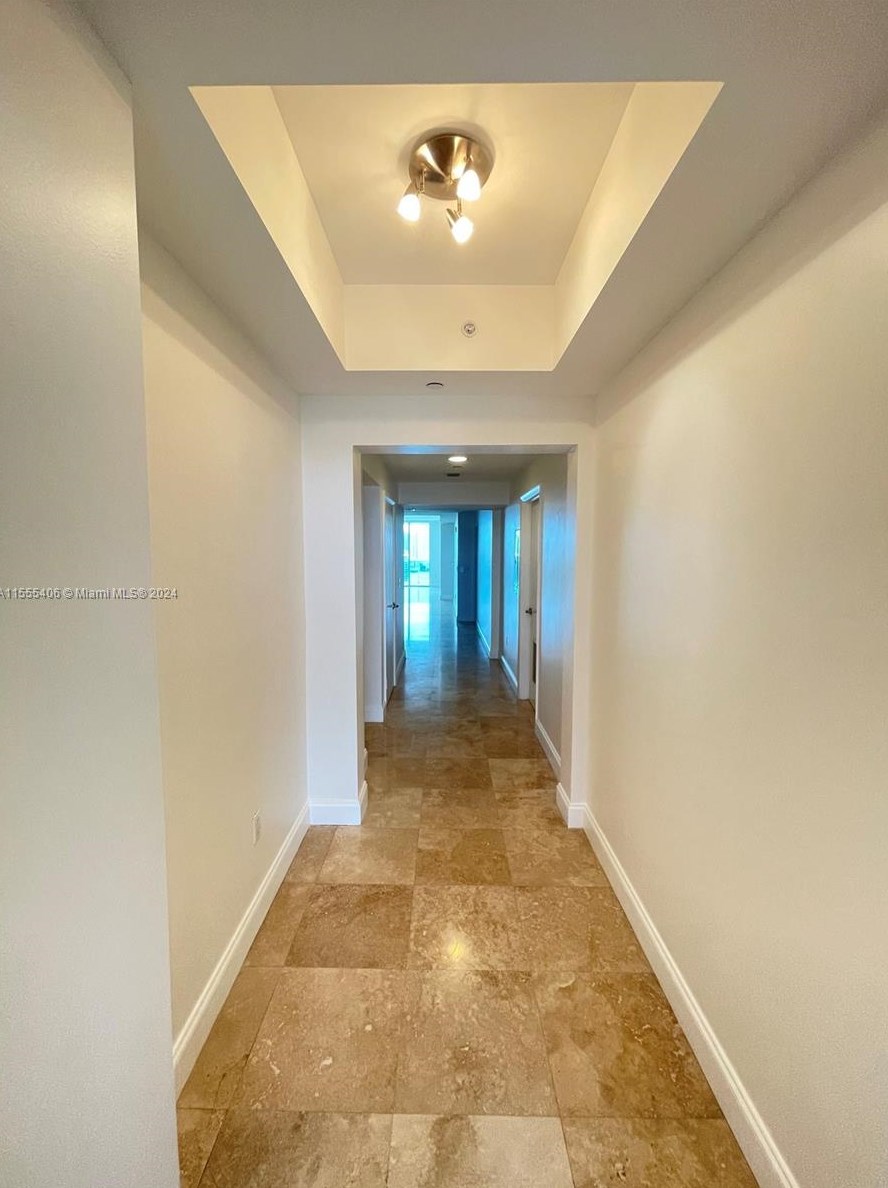 3330 Ne 190th St #2217, Miami, FL 33180