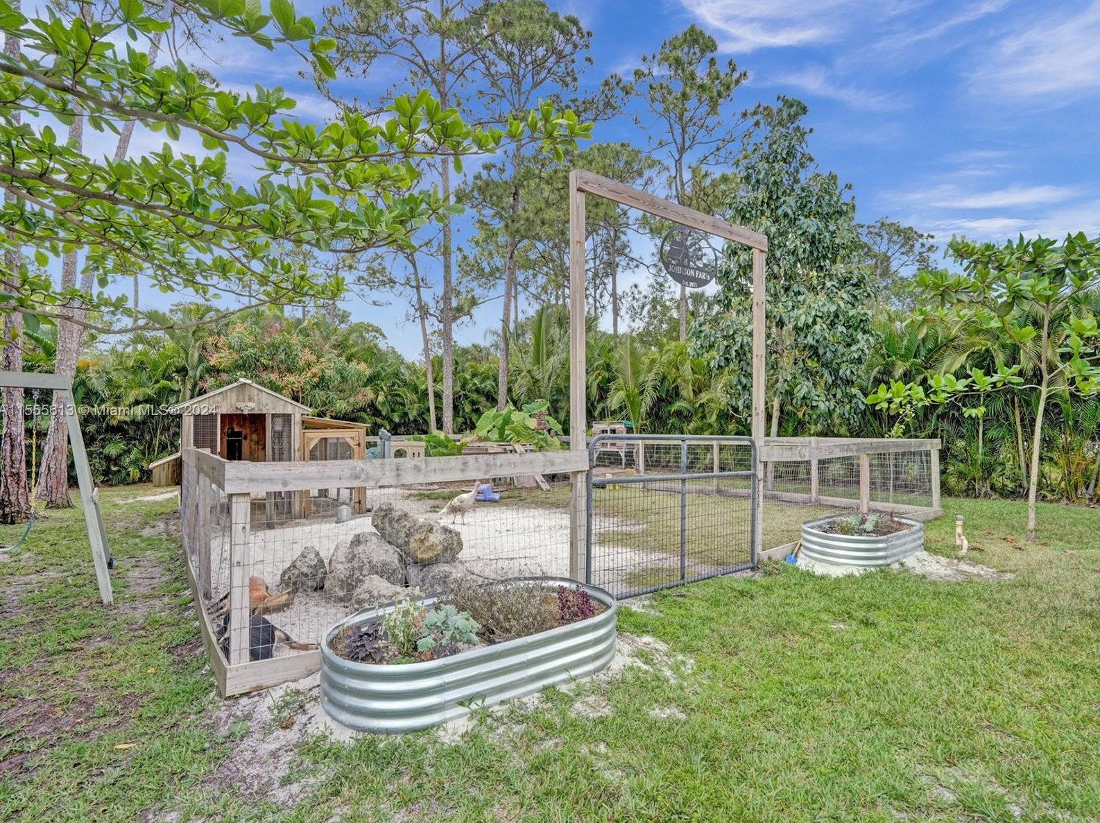 7397 Banyan Blvd, Town Of Loxahatchee Groves FL  33470-2762 exterior