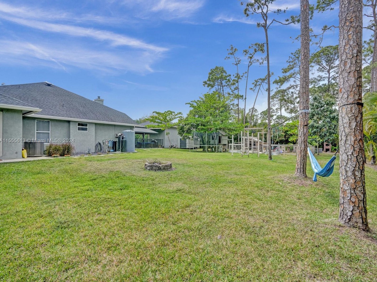 7397 Banyan Blvd, Town Of Loxahatchee Groves FL  33470-2762 exterior