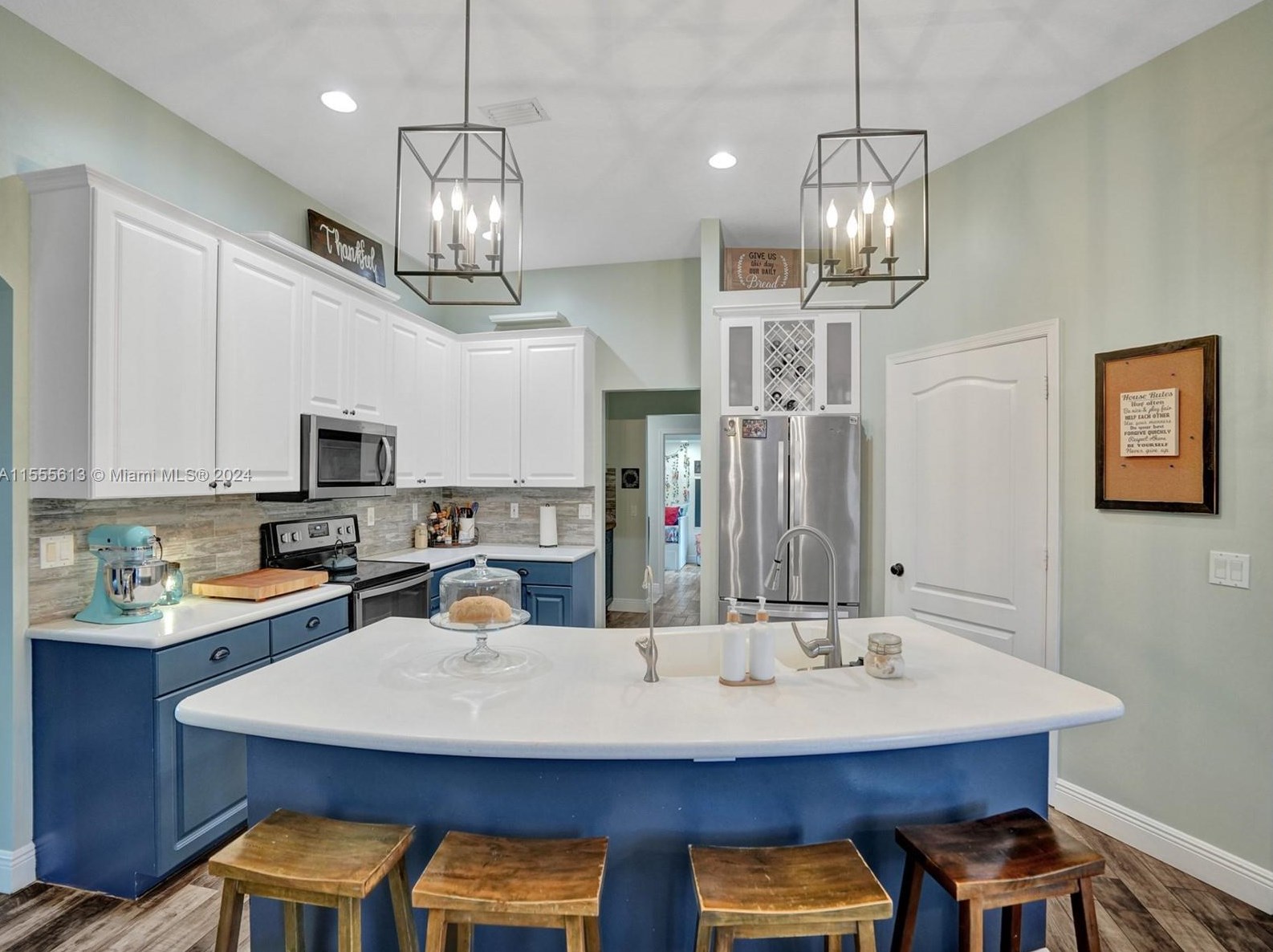 7397 Banyan Blvd, Town Of Loxahatchee Groves FL  33470-2762 exterior