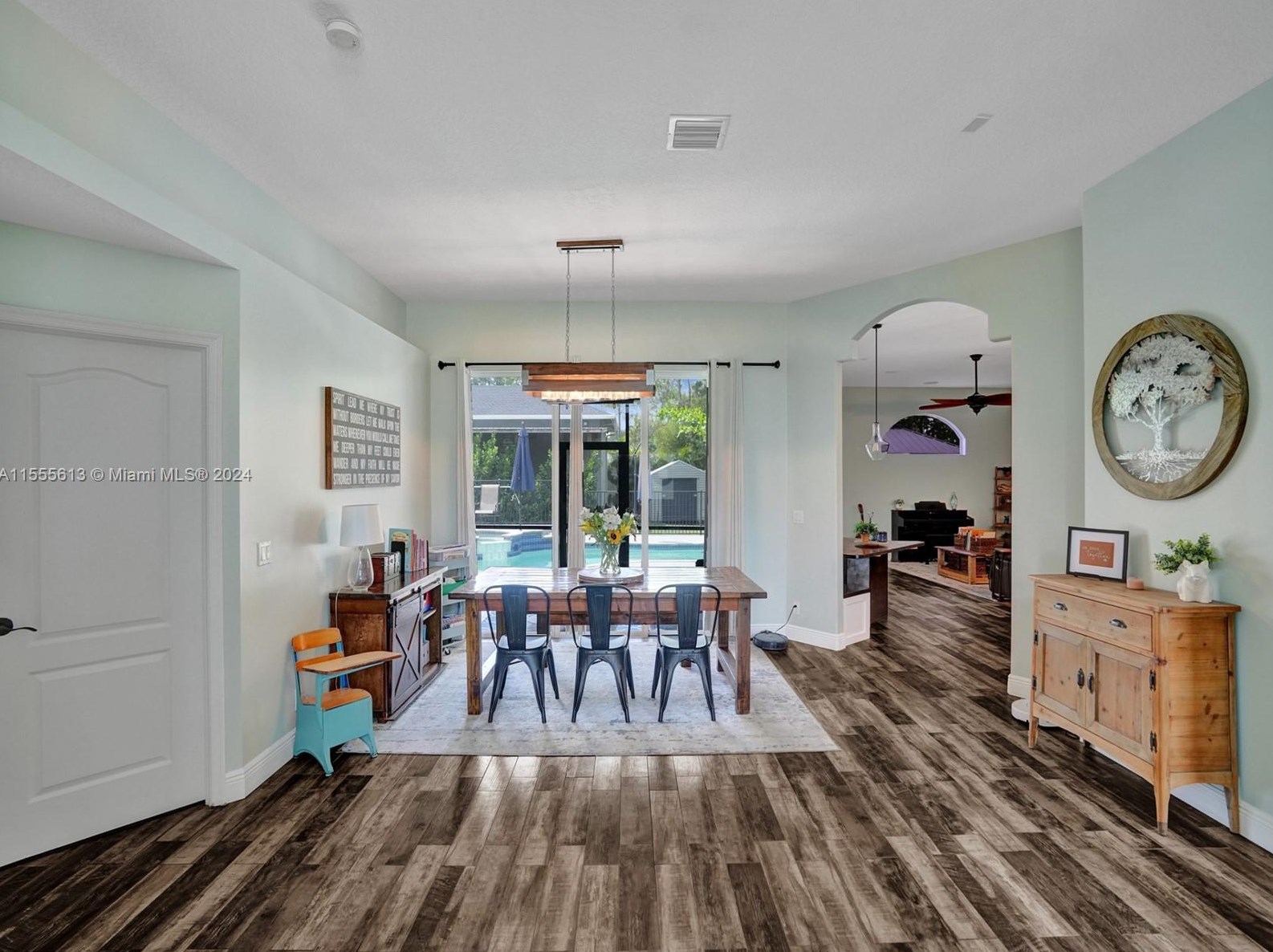 7397 Banyan Blvd, Town Of Loxahatchee Groves FL  33470-2762 exterior