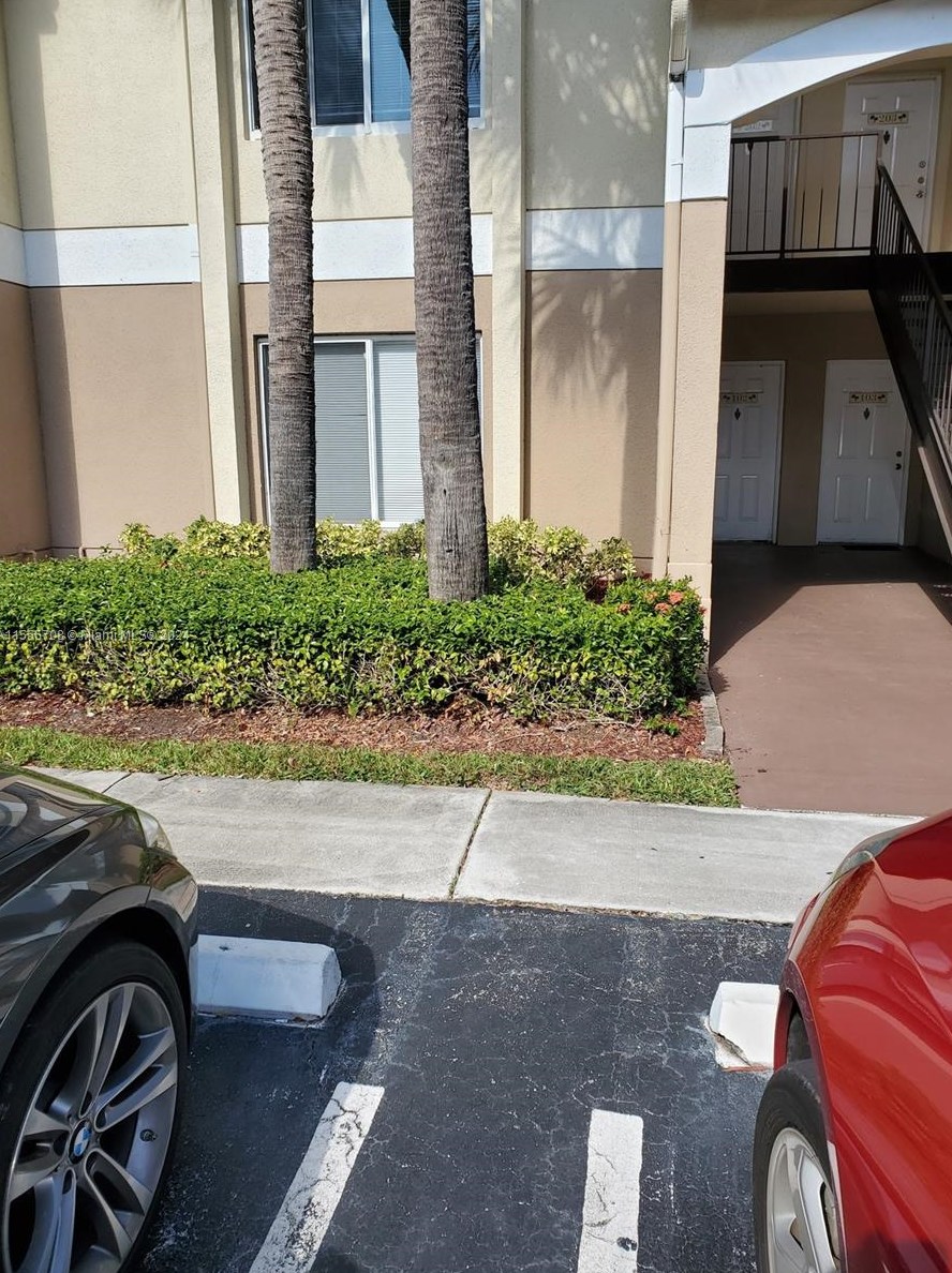 815 W Boynton Beach Blvd #14-102, Boynton Beach, FL 33426