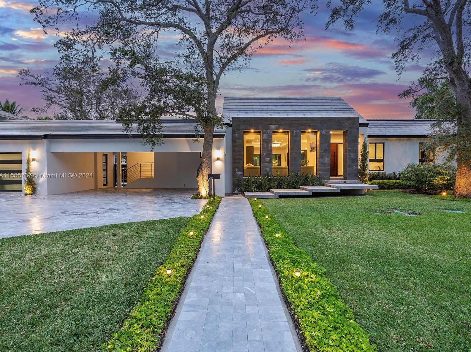 1245 94 St, Miami FL 33138-2947 exterior