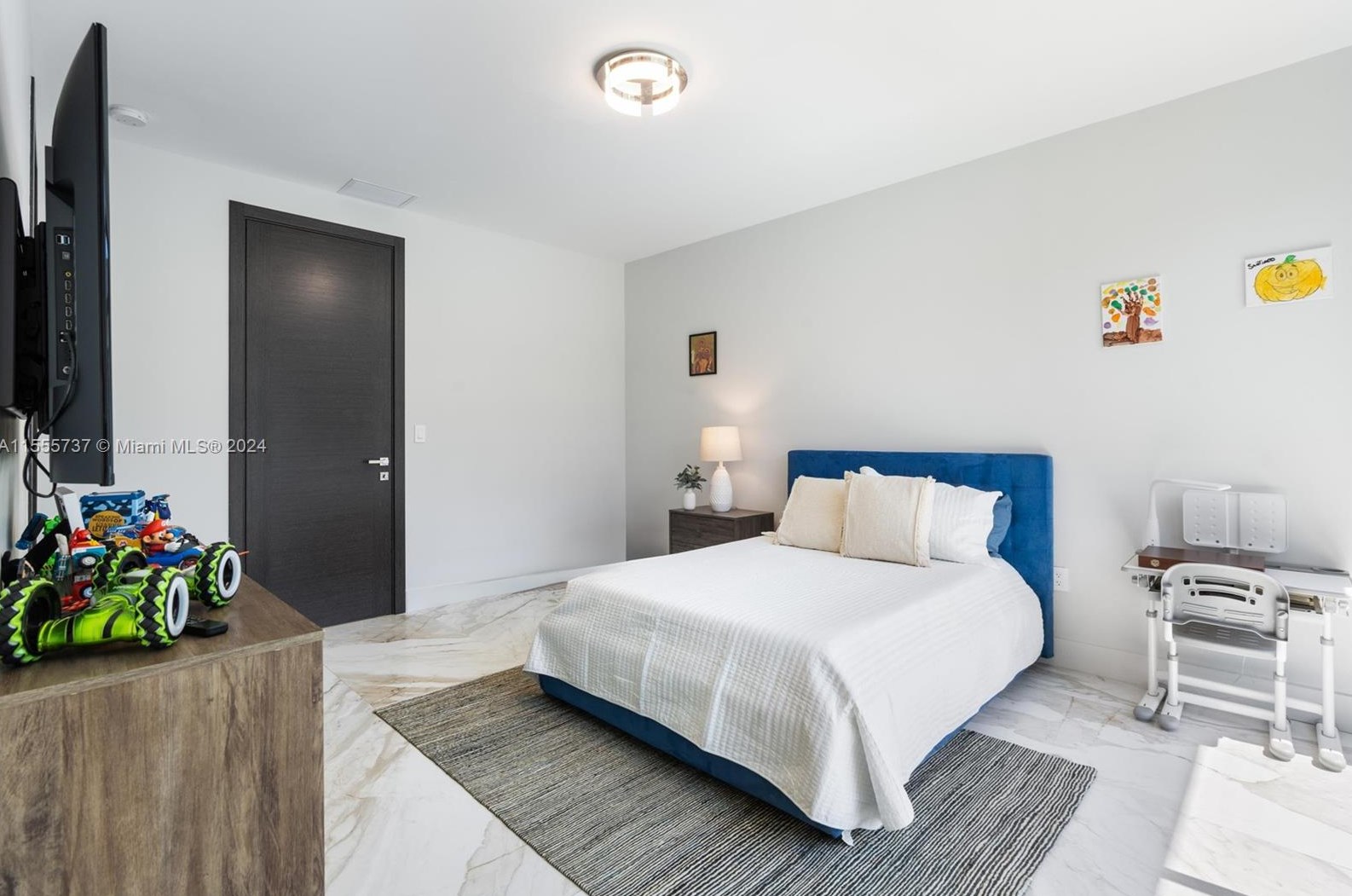 1245 94 St, Miami FL 33138-2947 exterior