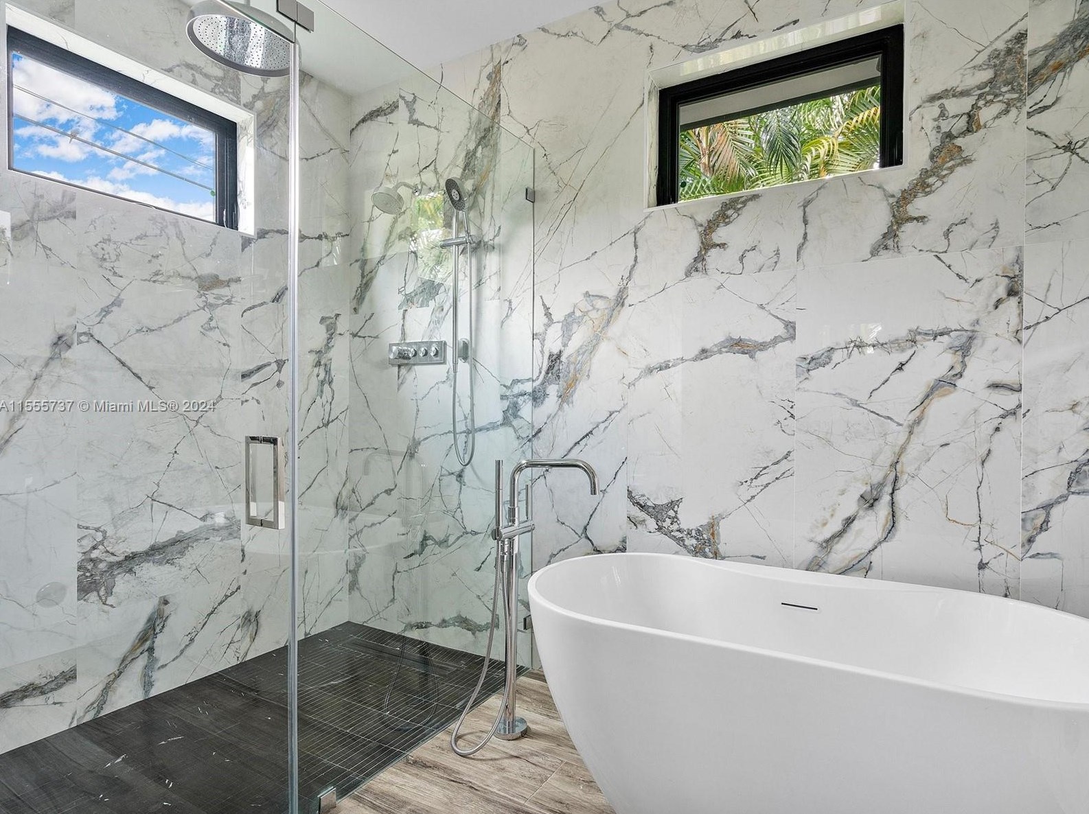 1245 94 St, Miami FL 33138-2947 exterior