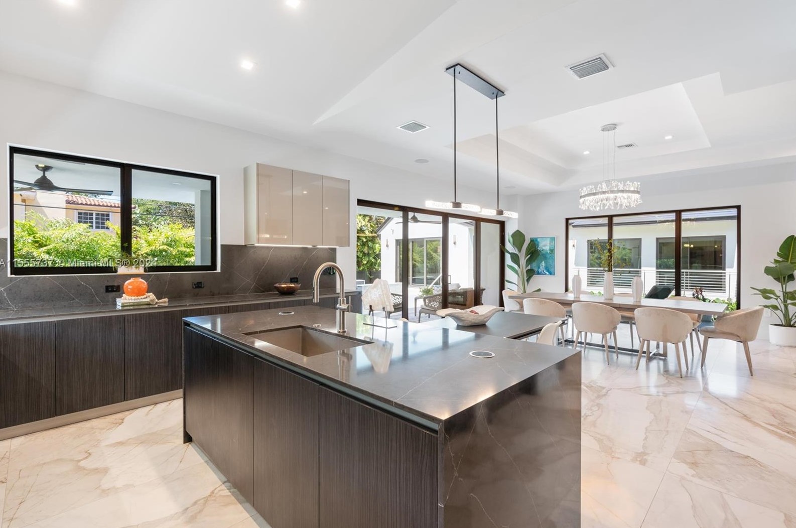 1245 94 St, Miami FL 33138-2947 exterior