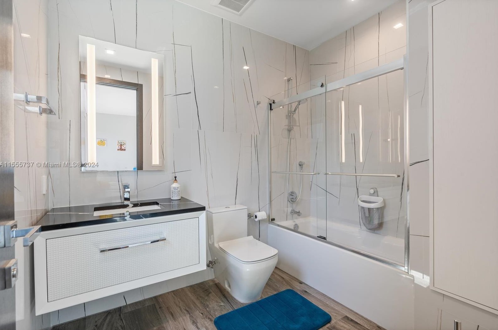 1245 94 St, Miami FL 33138-2947 exterior