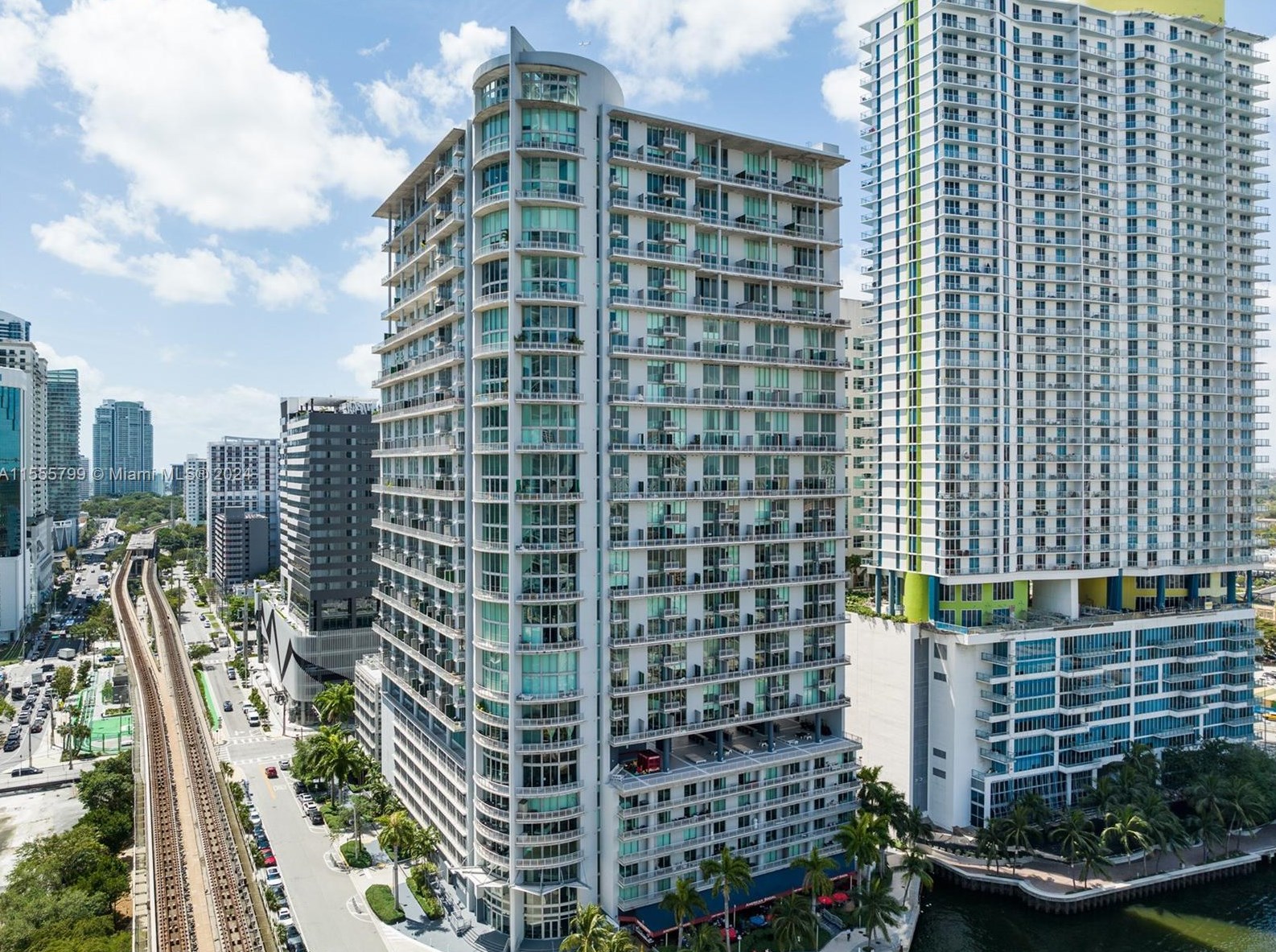 690 Sw 1st Ct Apt 2920, Miami, FL 33130