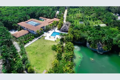 20551 SW 162nd Ave, Miami, FL 33187 - Photo 18