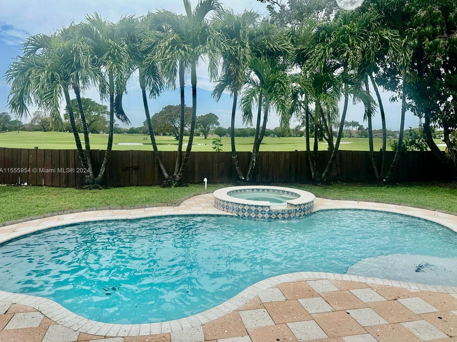 455 S Shore Dr, Miami, FL 33141
