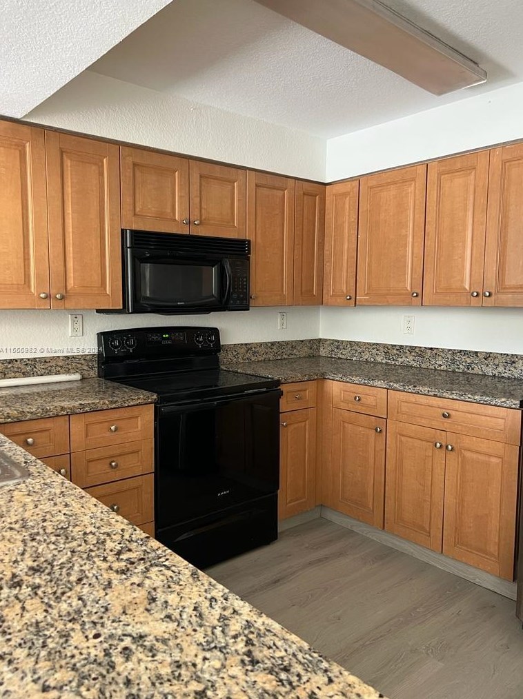 5000 79th Ave, Miami, FL 33166-4739