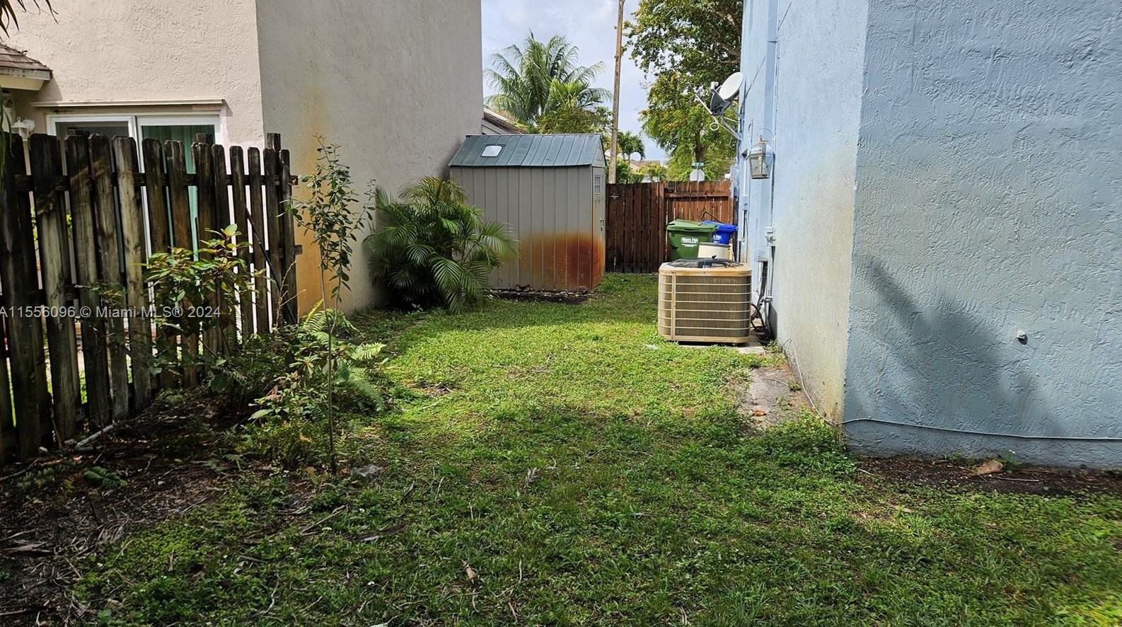 1401 97th Ave, Hollywood FL 33025-1926 exterior