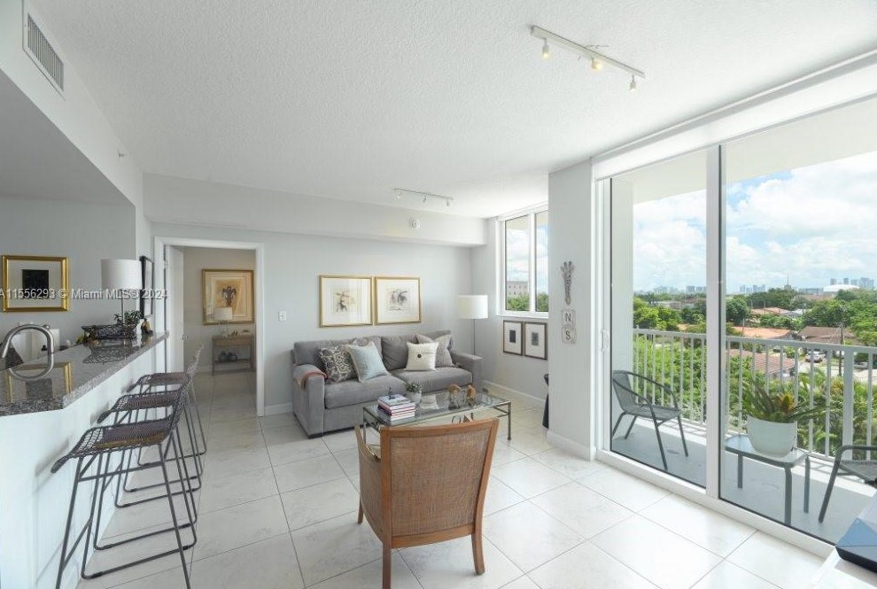 101 Sw 36th Ct #505, Miami, FL 33135