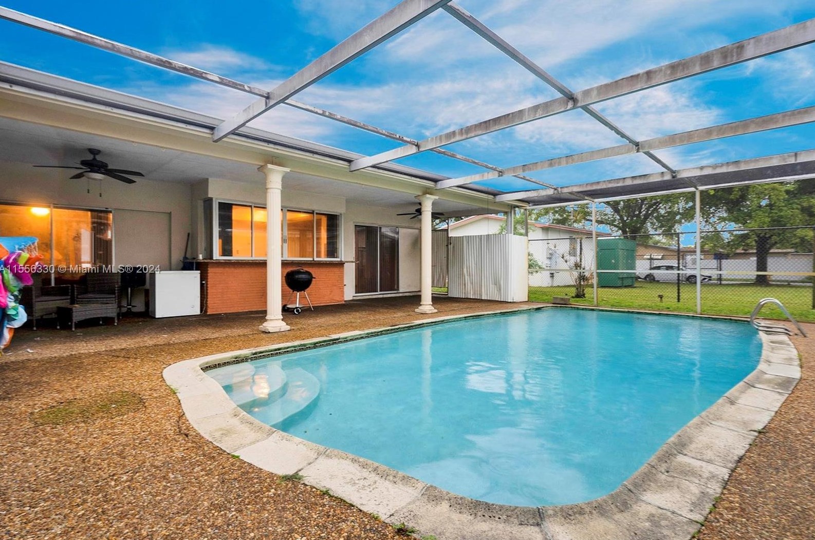 3417 Is Dr, Hollywood FL 33023-6423 exterior