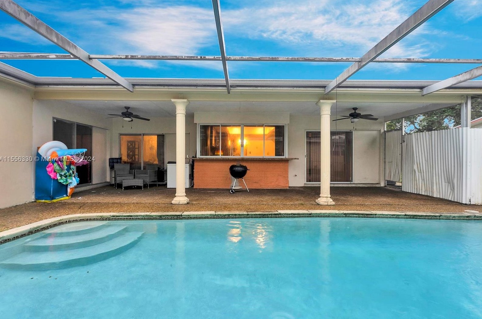 3417 Is Dr, Hollywood FL 33023-6423 exterior