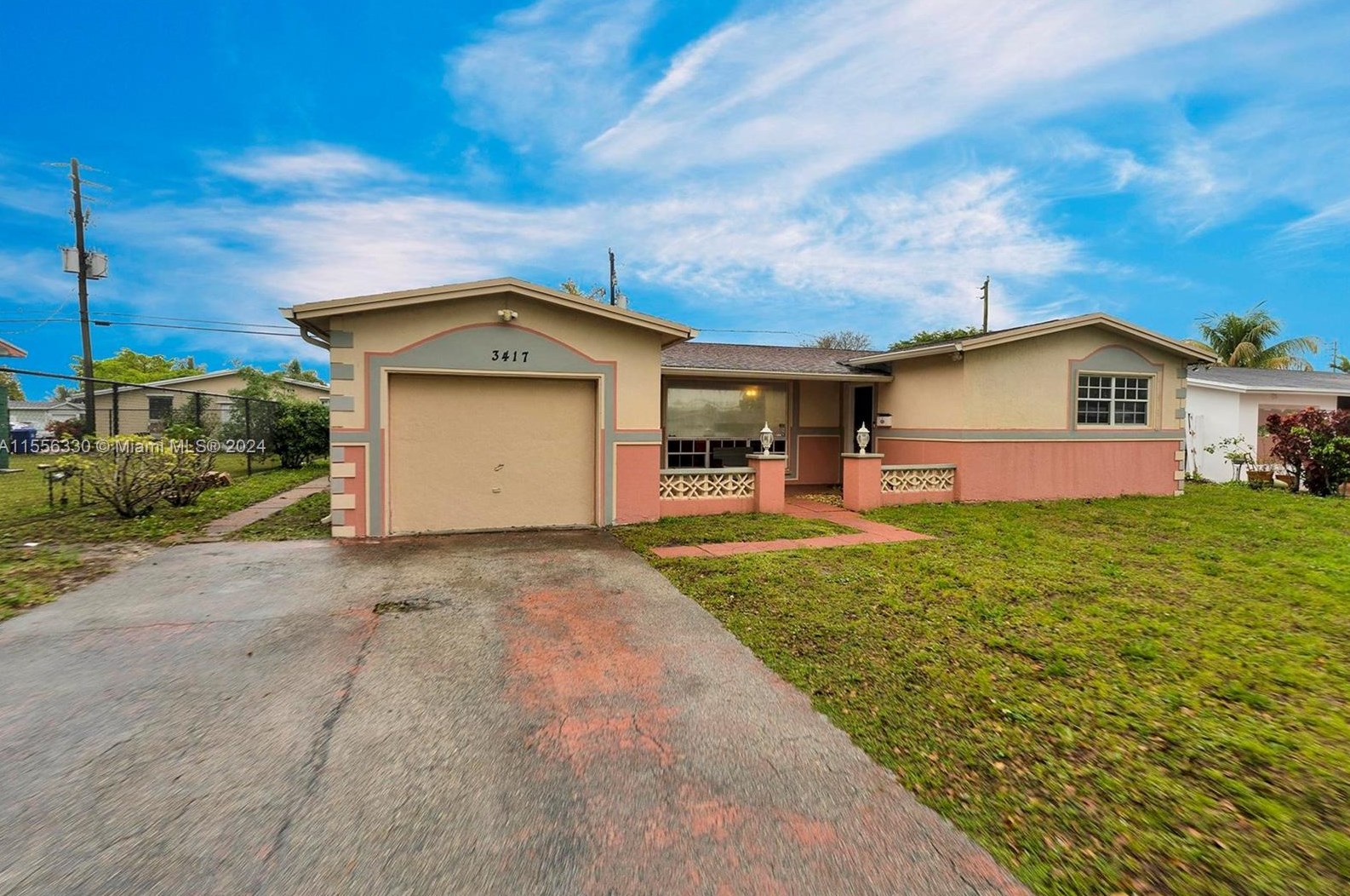 3417 Island Dr, Hollywood, FL 33023-5870