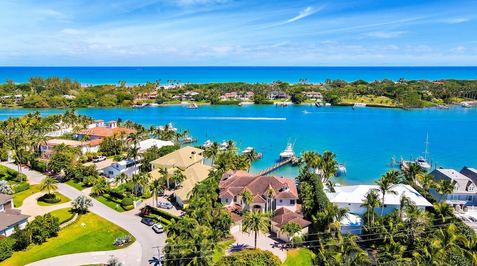 17581 Conch Bar Ave, Jupiter FL 33469-1709 exterior