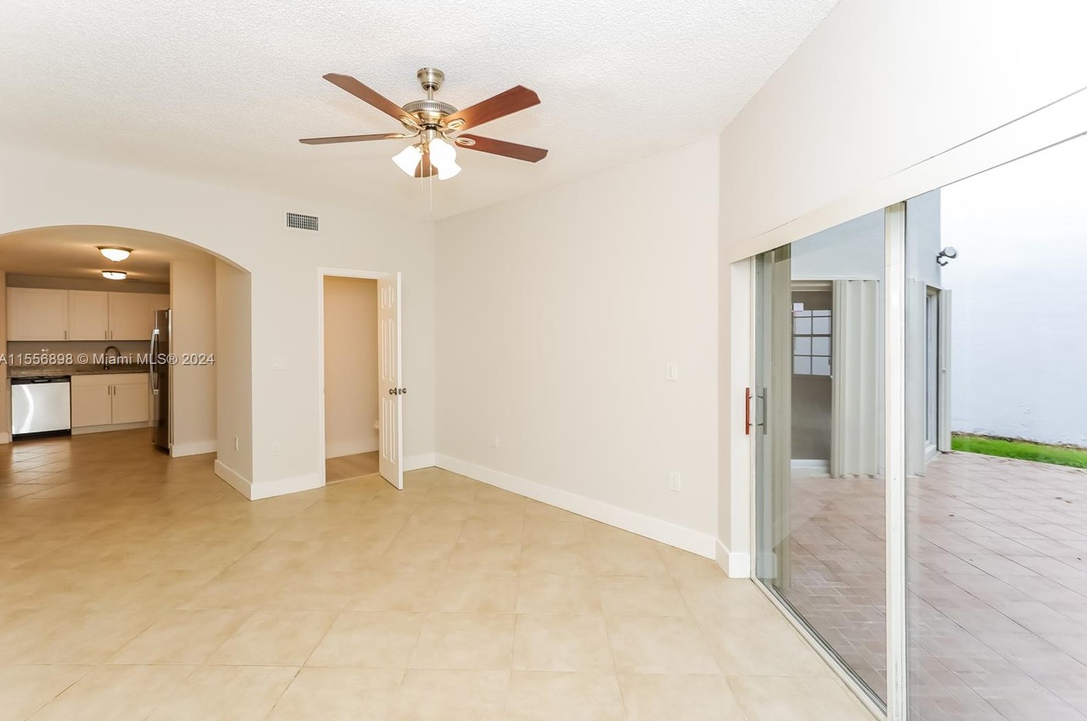 5111 154th Ave, Miami FL  33185-4512 exterior