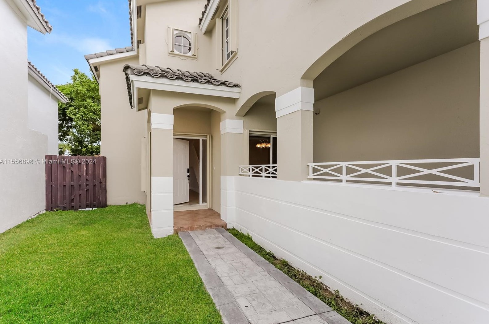 5111 154th Ave, Miami FL  33185-4512 exterior