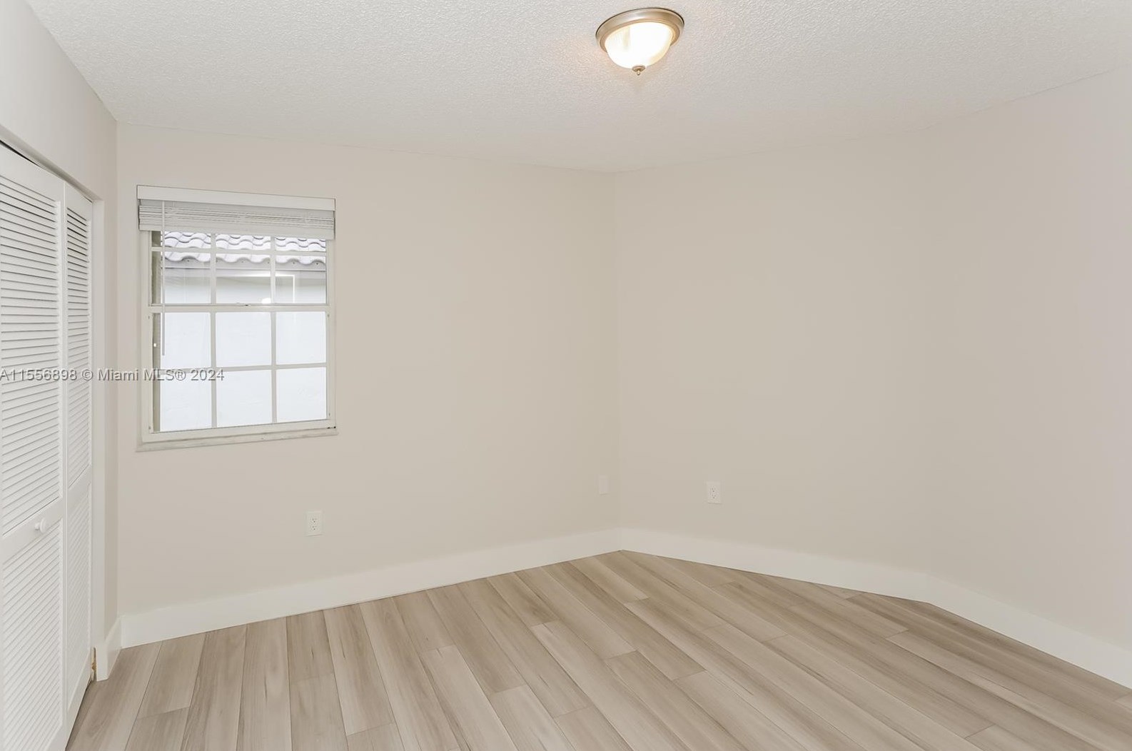 5111 154th Ave, Miami FL  33185-4512 exterior