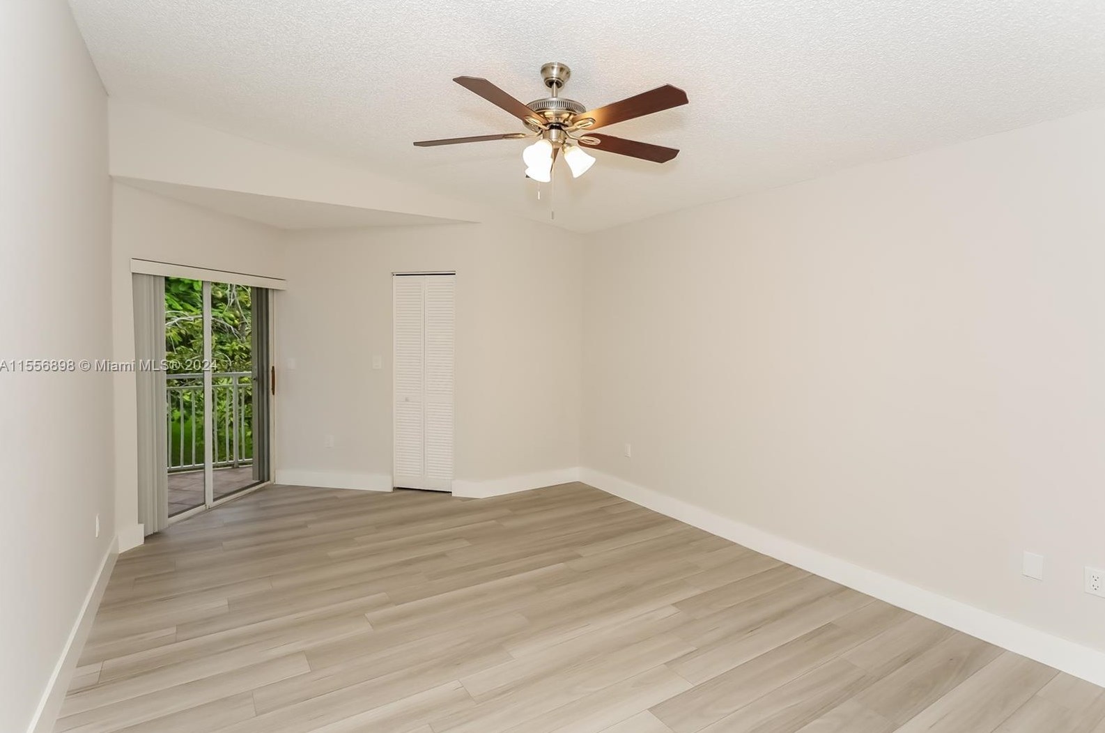 5111 154th Ave, Miami FL  33185-4512 exterior