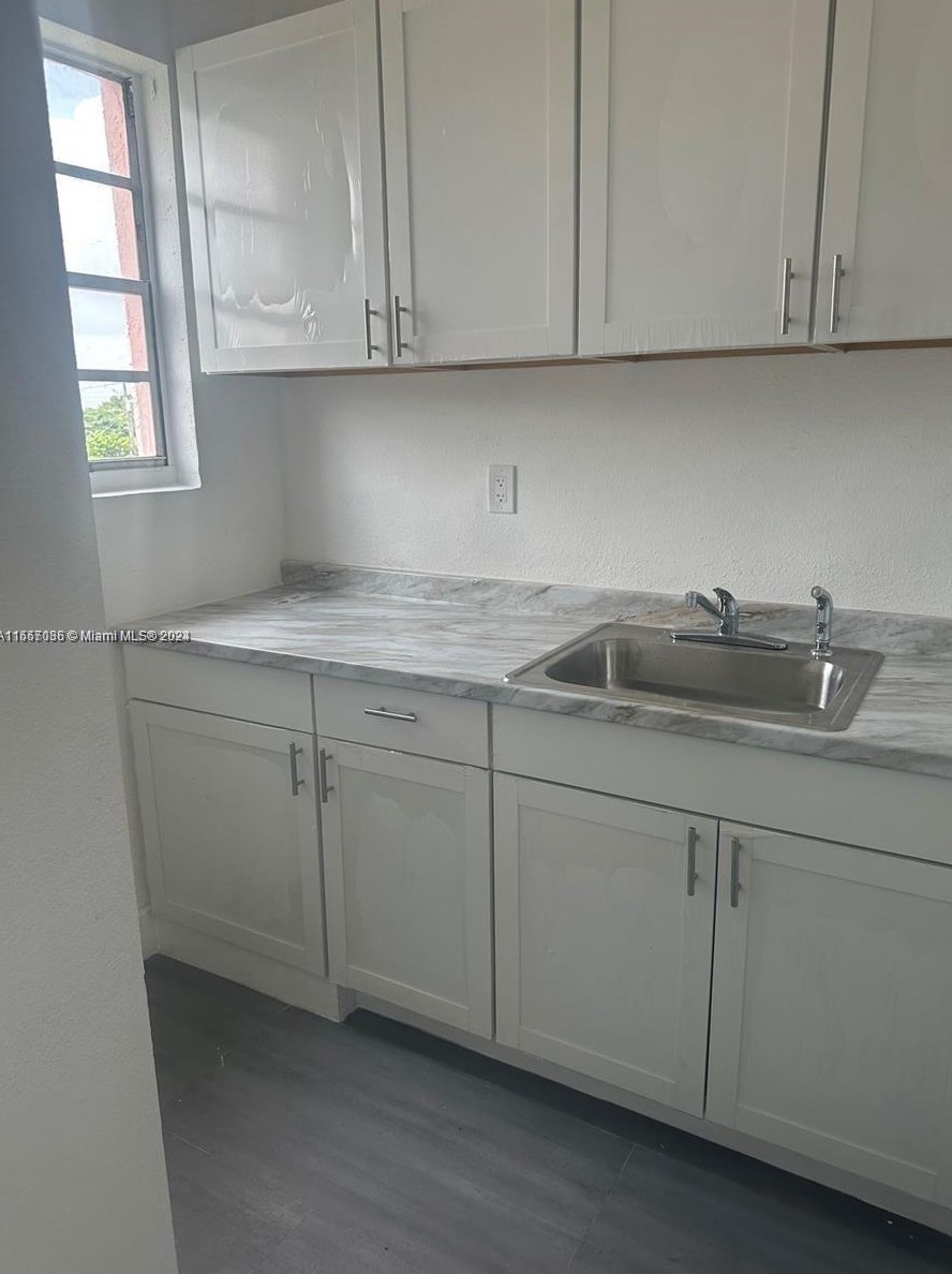 2961 5th St, Miami FL  33135-2835 exterior