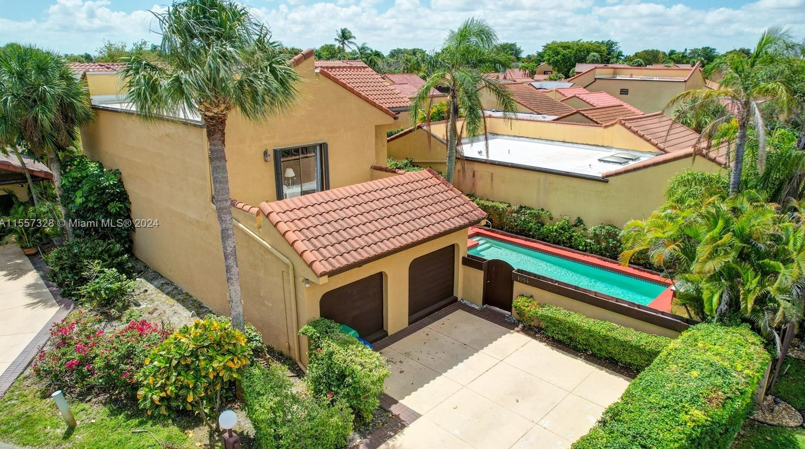 1054 203rd Ln, Miami, FL 33179-2530