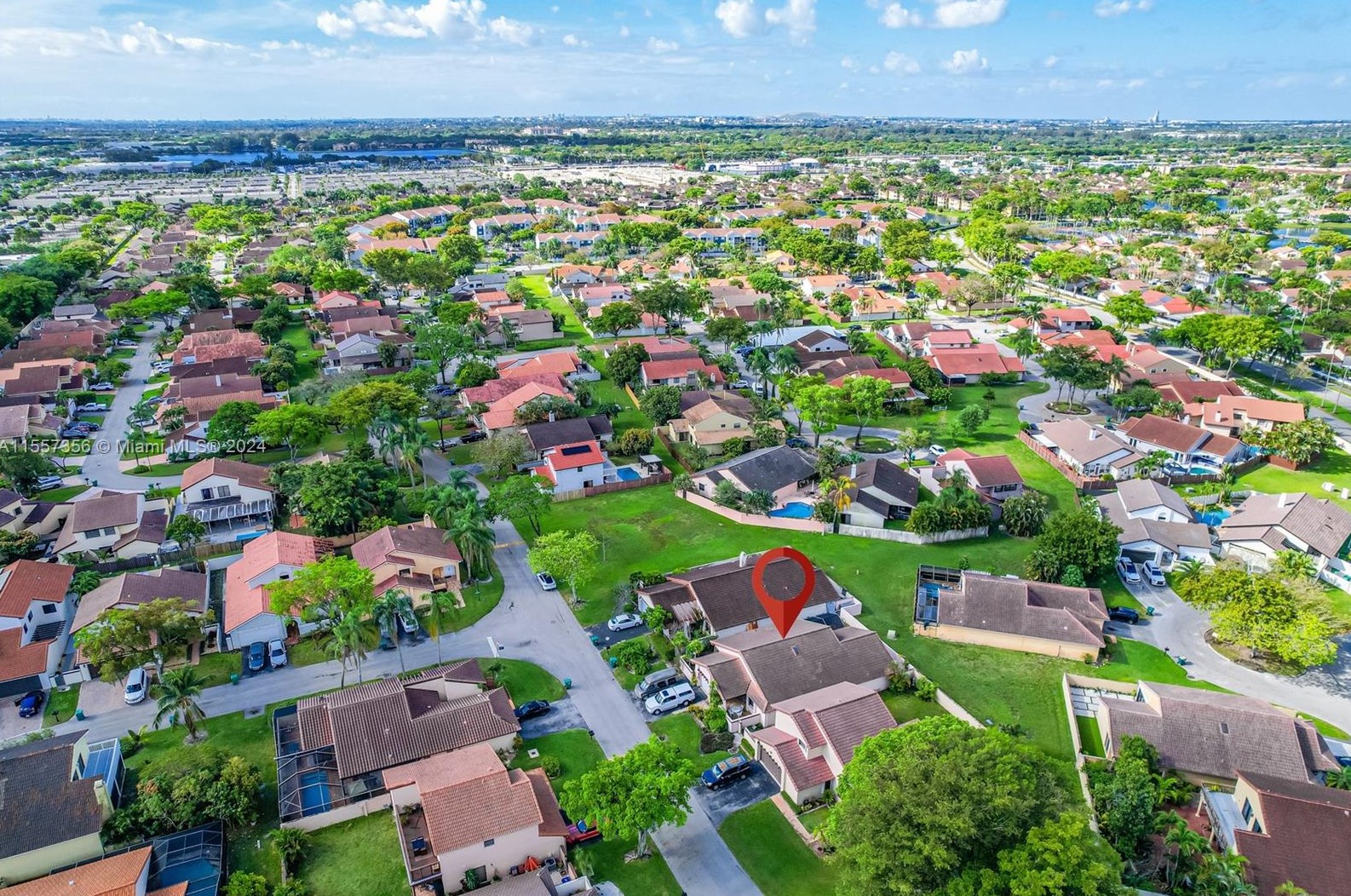 17522 Nw 61st Pl, Hialeah, FL 33015