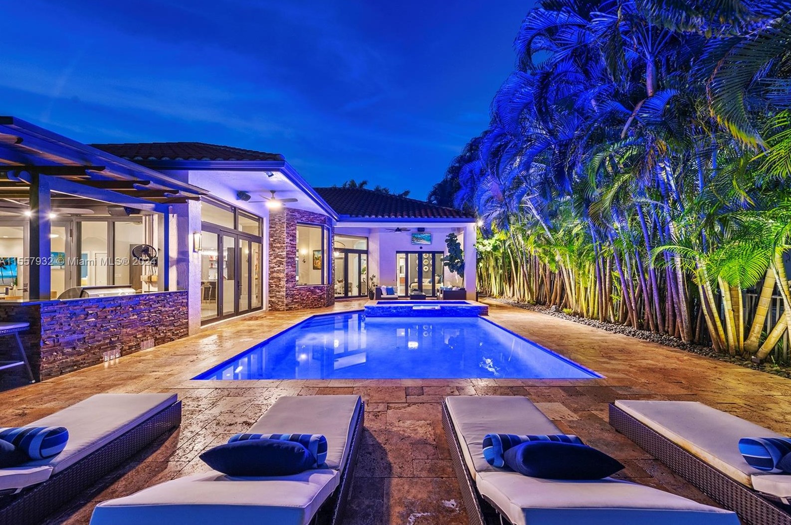 4282 Sw 186th Ave, Hollywood, FL 33029