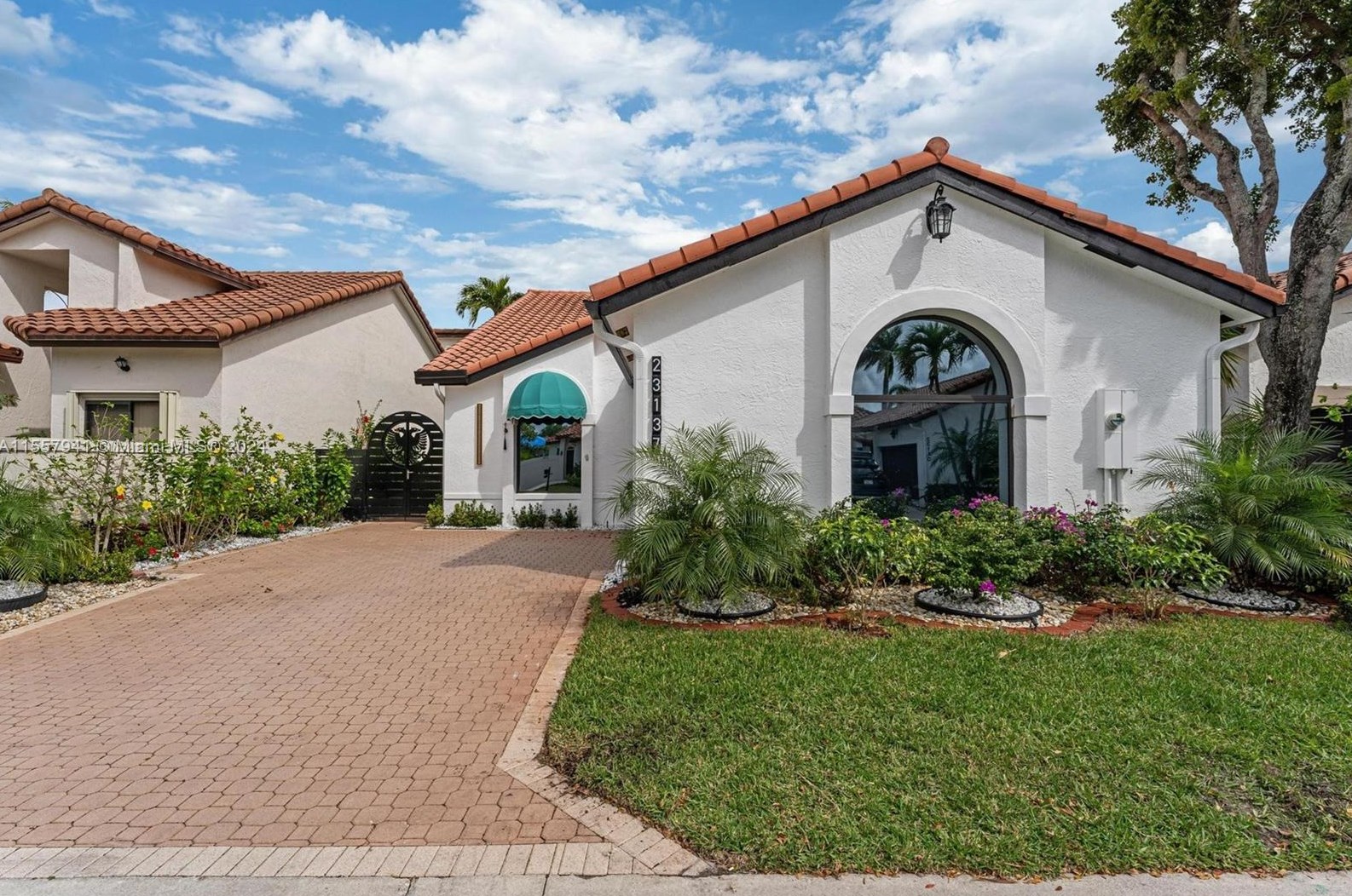 23137 Via Stel, Boca Raton, FL 33433