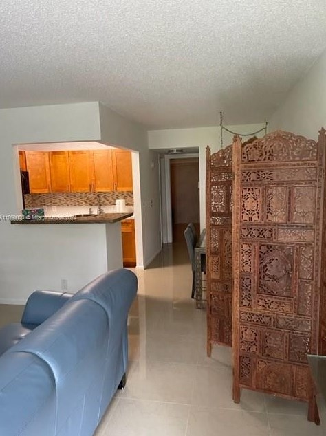 8 Suffolk A, Boca Raton FL  33434-2443 exterior